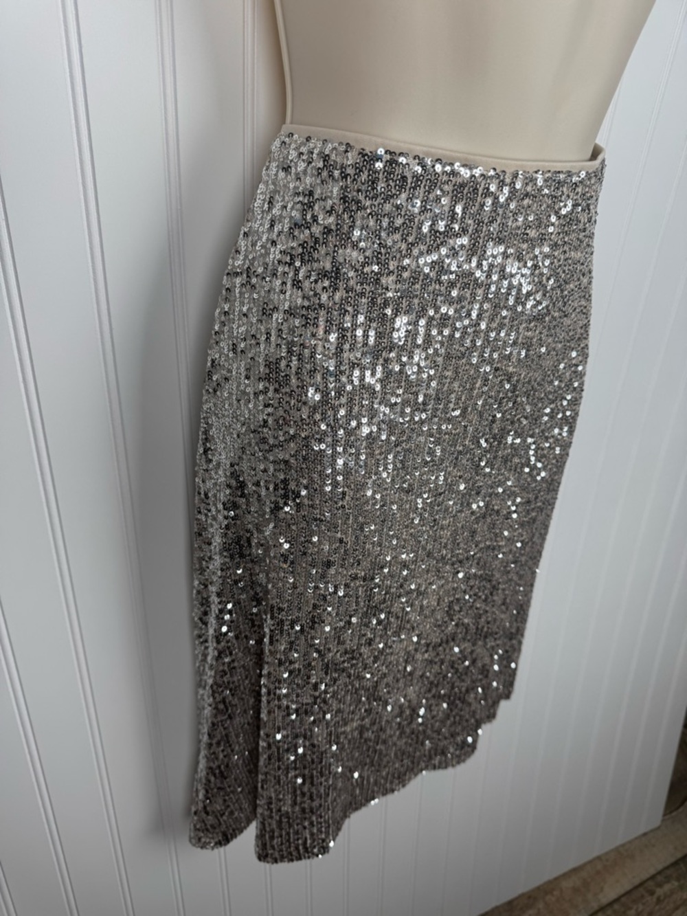 Cable & Gauge Silver Sequin Pencil Skirt Midi Stretch Lined - Picture 3 of 9